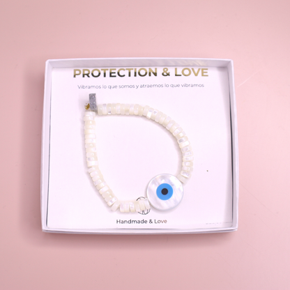 Protection & Love | Blanca